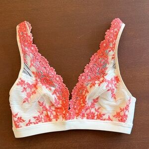 Wacoal Coral and White Lace Bralette
